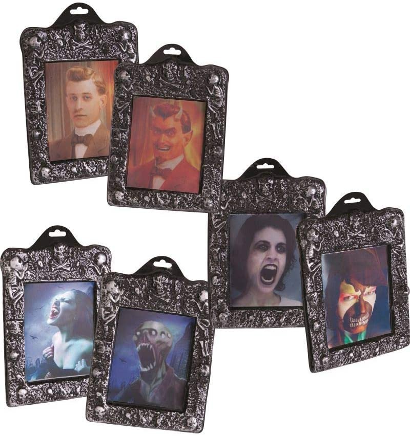 Marcos con fotografías de monstruos y seres sobrenaturales